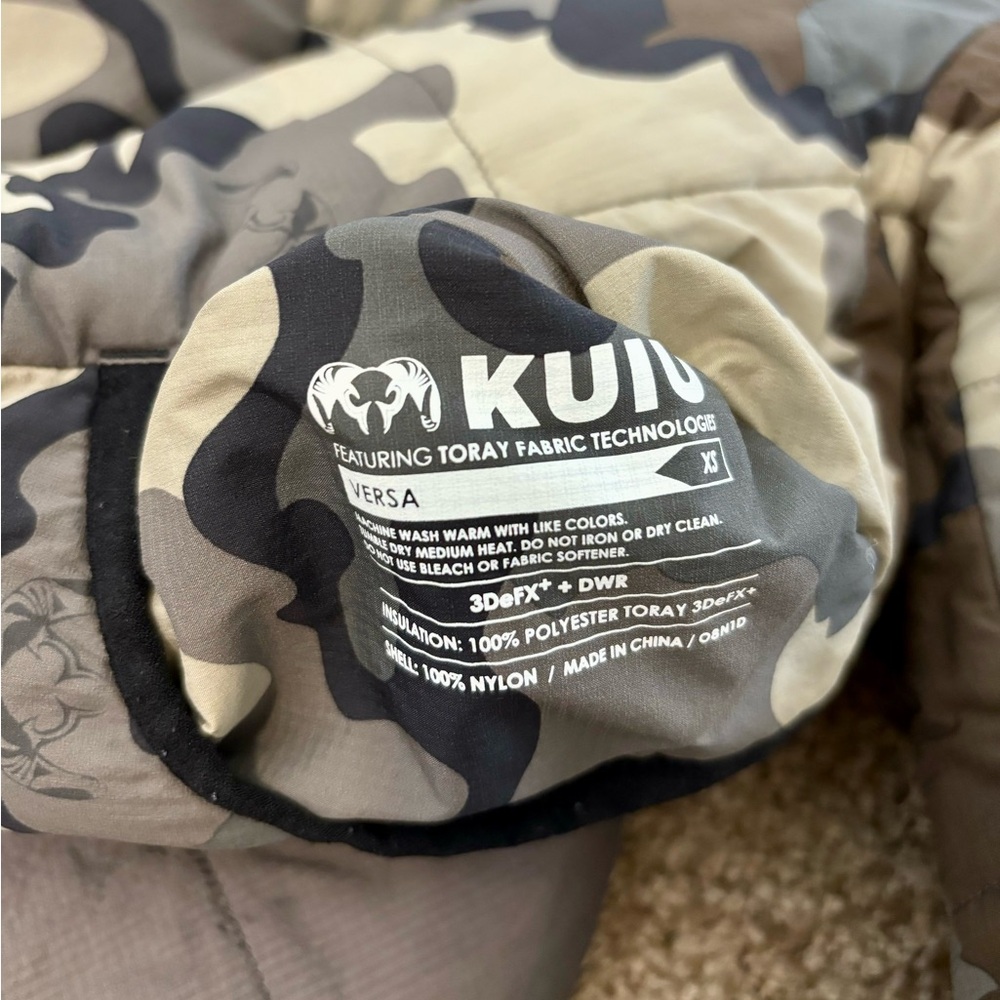 KUIU Versa 3DeFX+ Kids Camo Reversible Hooded Full Zip Jacket - Picture 10 of 10